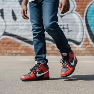Nike Dunk High Black/University Red 2Y US